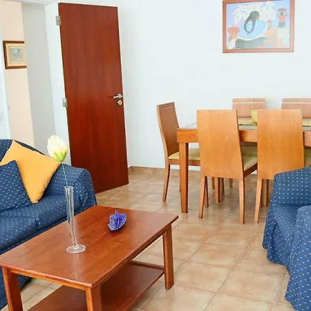 Apartamento Gago Coutinho Apartment *
